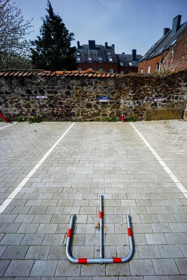 Gite La Petite Ourse - Gite De Charme Citadin Andenne Esterno foto
